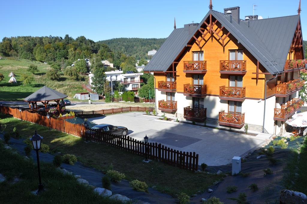 Pensjonat Gaborek Krynica Zdroj Luaran gambar